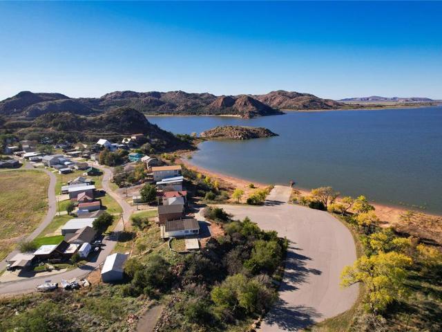 House for sale in Lone Wolf, Oklahoma