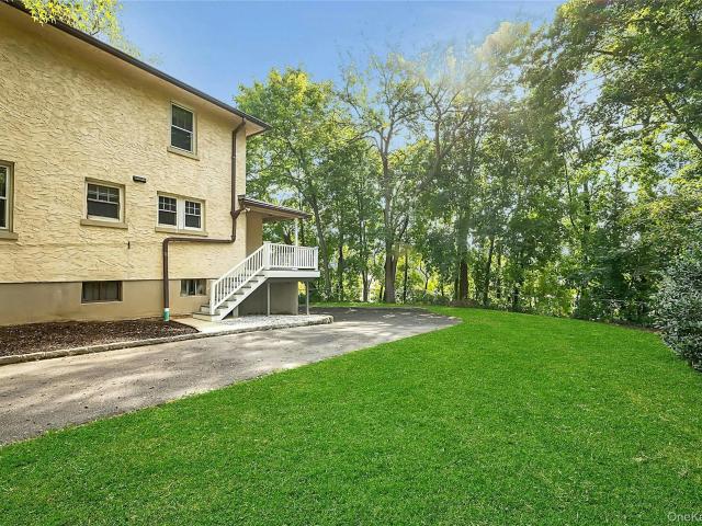 House for sale in Village of Sleepy Hollow, Town of Mount Pleasant