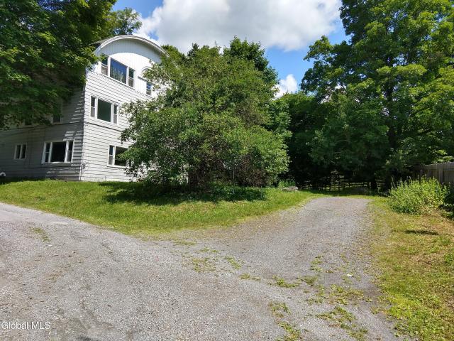House for sale in Harpersfield, New York