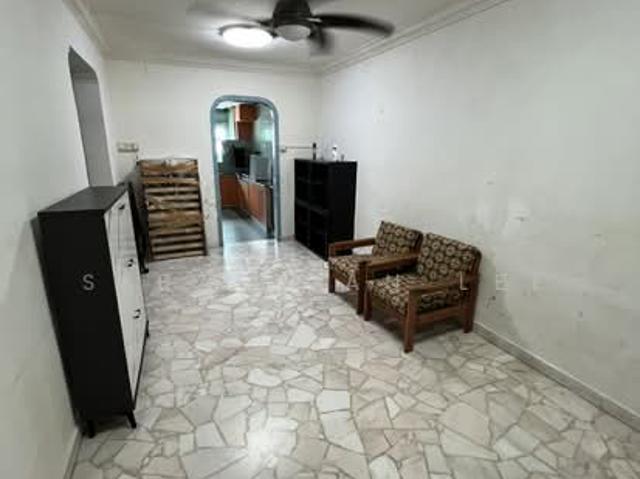 Apartment for rent in Alexandra Road