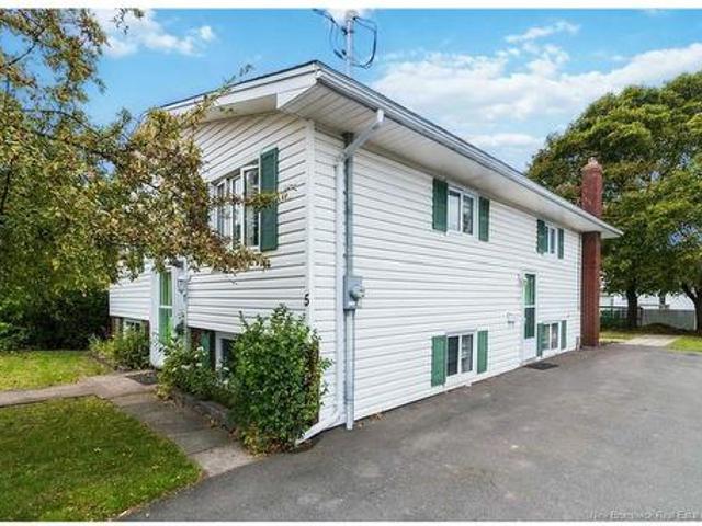 House for sale in Moncton Parish, City of Moncton