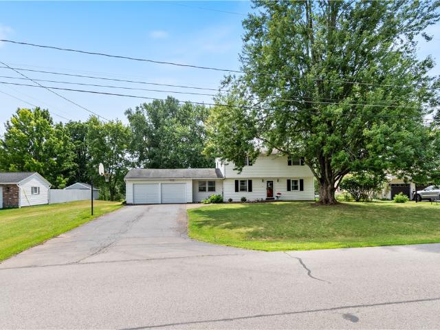 House for sale in Macedon, New York