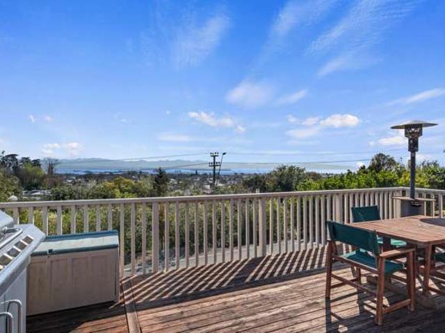 House for sale in Cable Bay, Nelson Bays