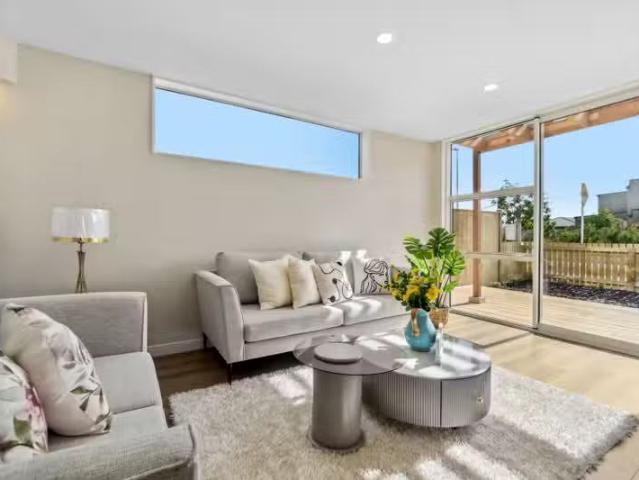 House for sale in Papakura