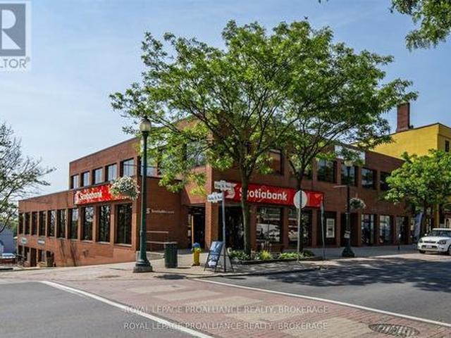 Commercial for rent in Brockville, Ontario