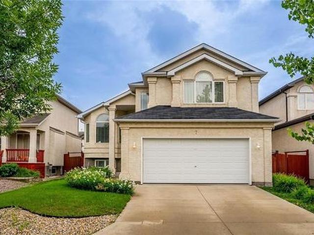 House for sale in East St. Paul, Manitoba