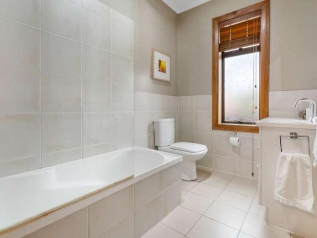 House for sale in Otakou