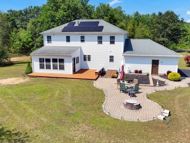House for sale in North Brookfield, Massachusetts