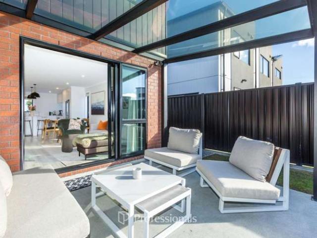 Townhouse for sale in Pauatahanui, Wellington