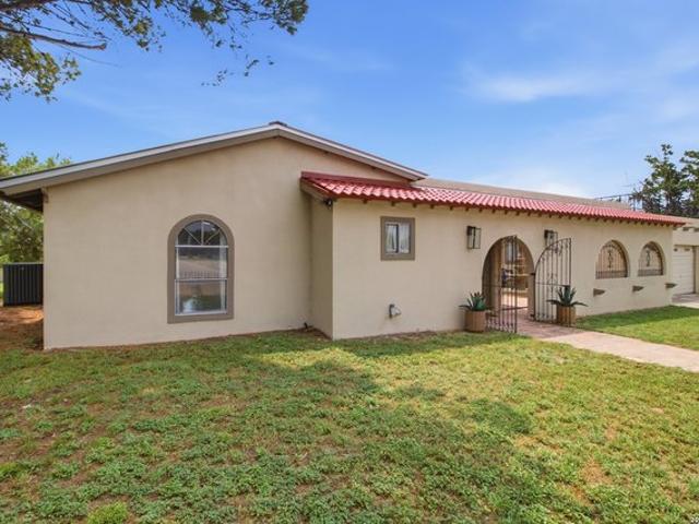 House for sale in Kinney, Texas