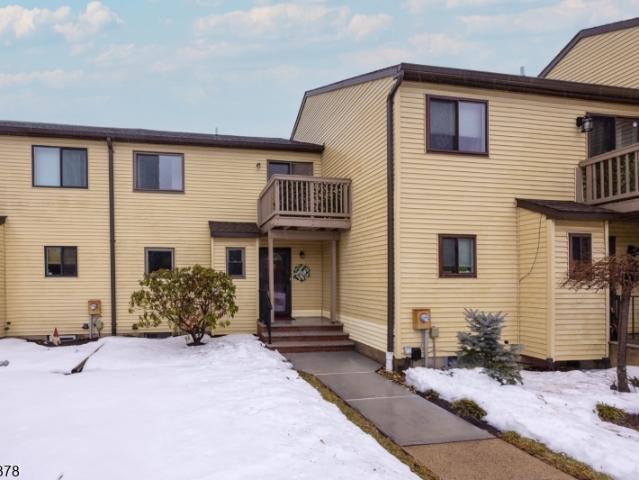 Townhouse for sale in Ringoes, New Jersey