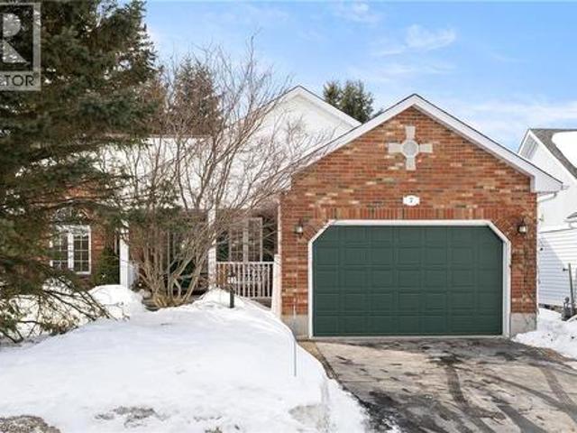 Condo for sale in Wilmot, Ontario