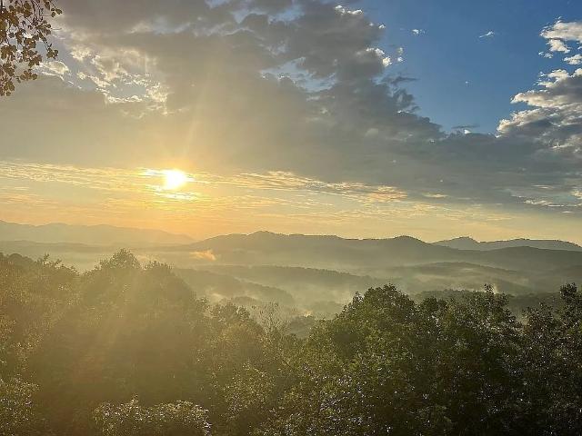 House for sale in Hayesville, North Carolina