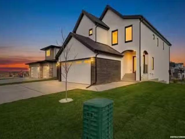 House for sale in Strathmore, Alberta