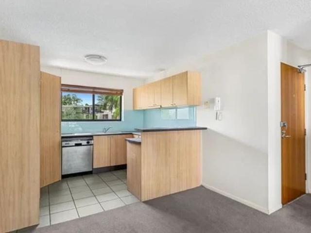 Apartment for rent in Toombul, Queensland
