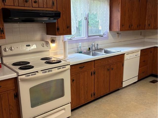 House for sale in Myers, Town of Lansing