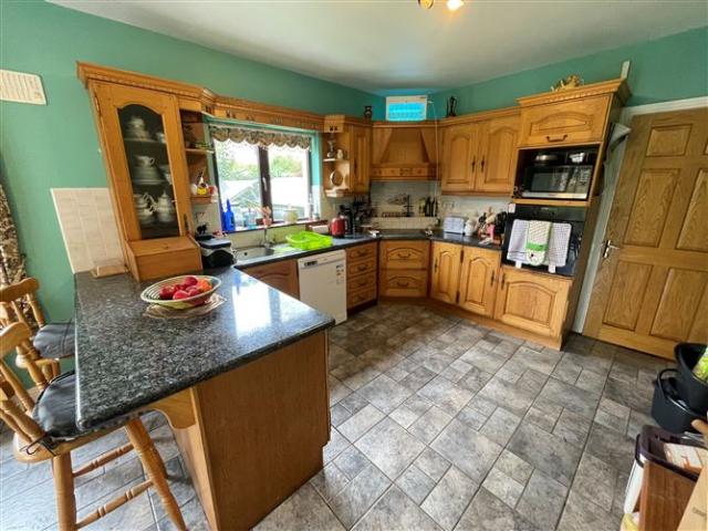Detached House for sale in Moneygold, Connacht