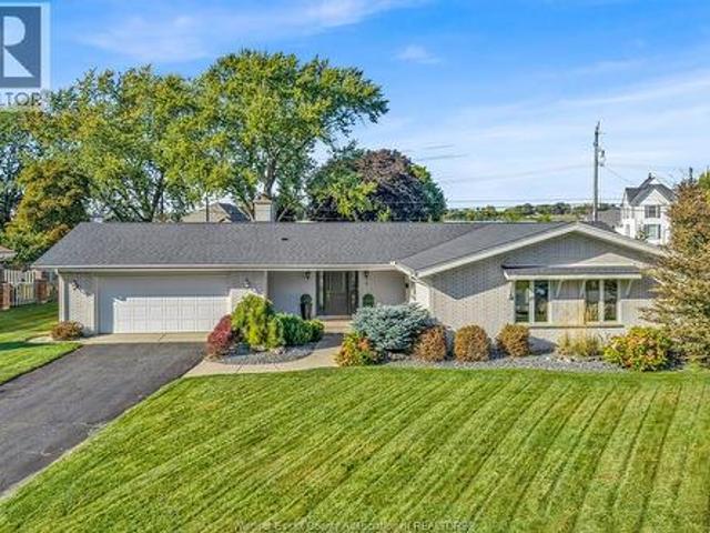 House for sale in Leamington, Ontario