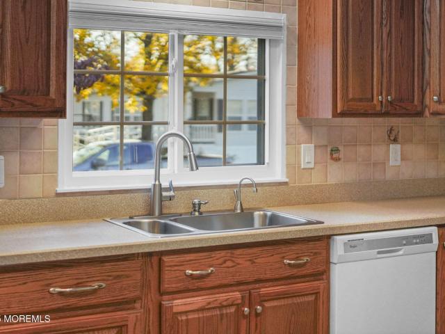 House for sale in Cream Ridge, New Jersey