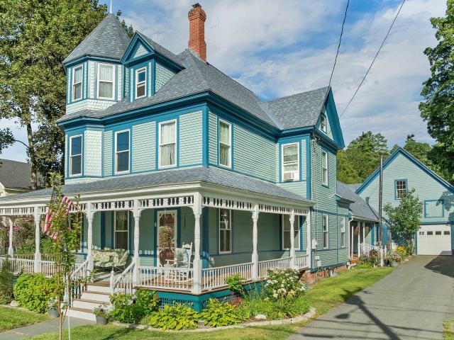 House for sale in New Hampshire
