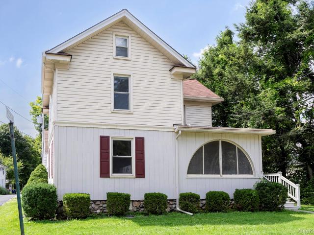 House for sale in Millbrook, New York