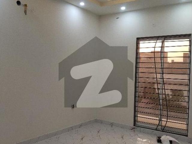 House for sale in Faisalabad, Islamabad Capital Territory