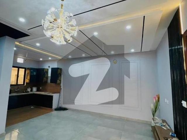 House for sale in Faisalabad, Islamabad Capital Territory