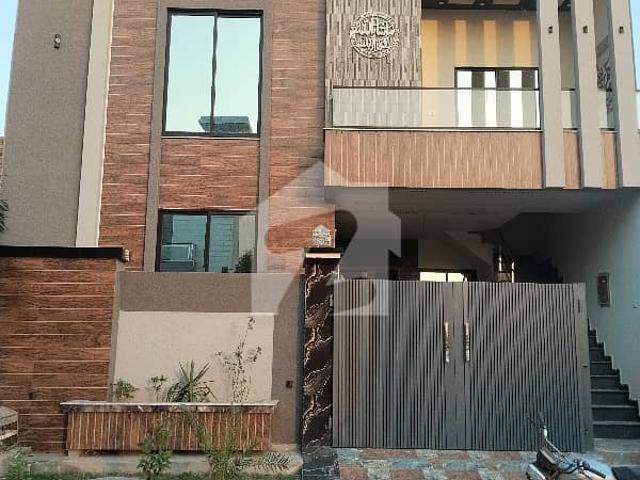 House for sale in Faisalabad, Islamabad Capital Territory