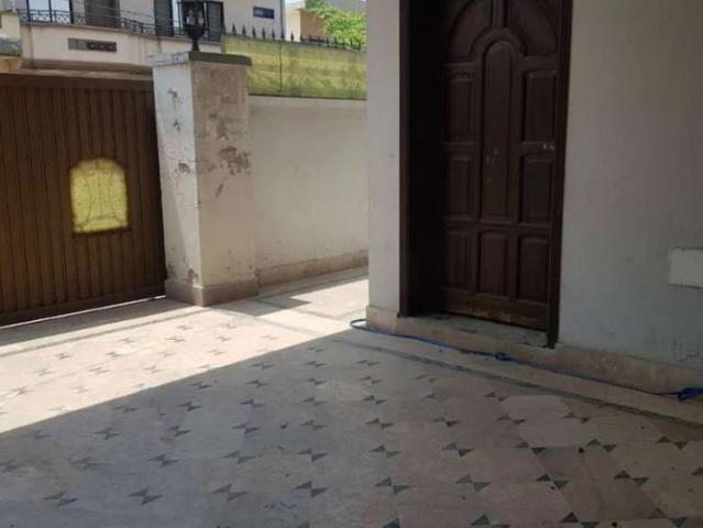 Property for rent in ایف-17, F-17