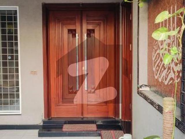 House for sale in Faisalabad, Islamabad Capital Territory