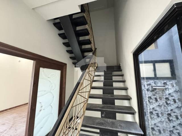House for sale in Faisalabad, Islamabad Capital Territory