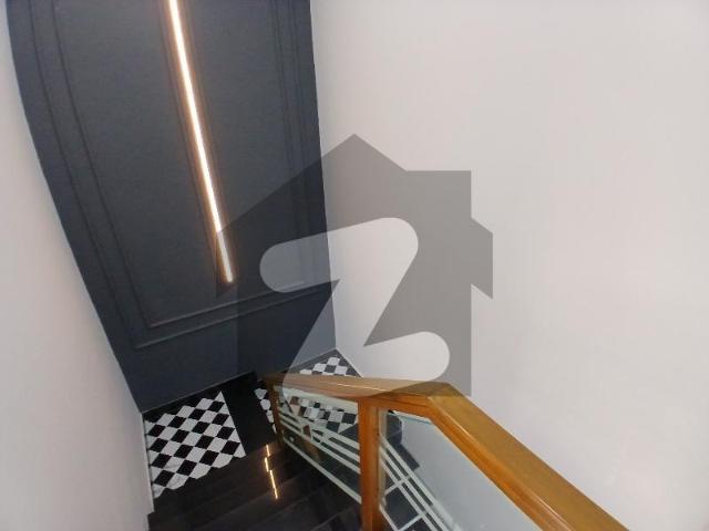 House for sale in Faisalabad, Islamabad Capital Territory