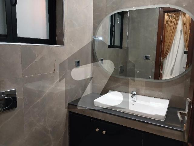 House for sale in Faisalabad, Islamabad Capital Territory