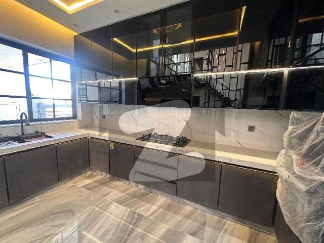 House for sale in Faisalabad, Islamabad Capital Territory