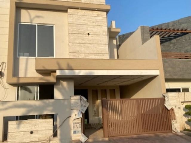House for sale in Faisalabad, Islamabad Capital Territory