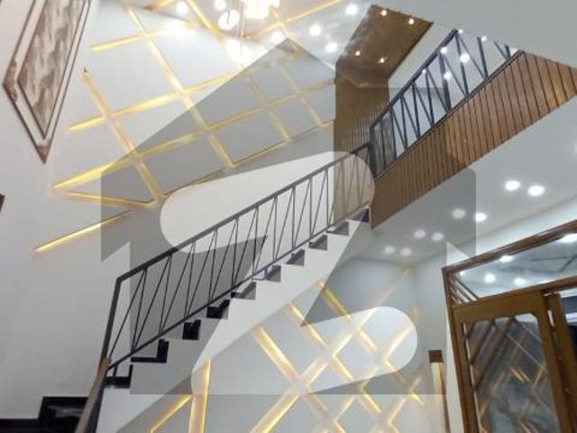 House for sale in Faisalabad, Islamabad Capital Territory