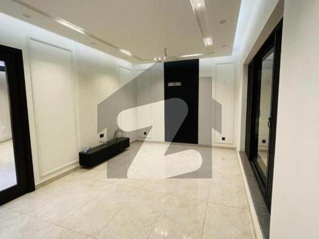 House for sale in Faisalabad, Islamabad Capital Territory
