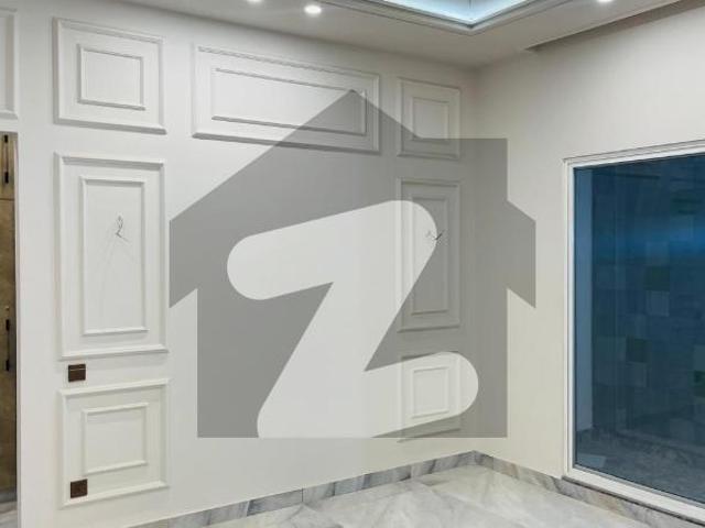 House for sale in Faisalabad, Islamabad Capital Territory