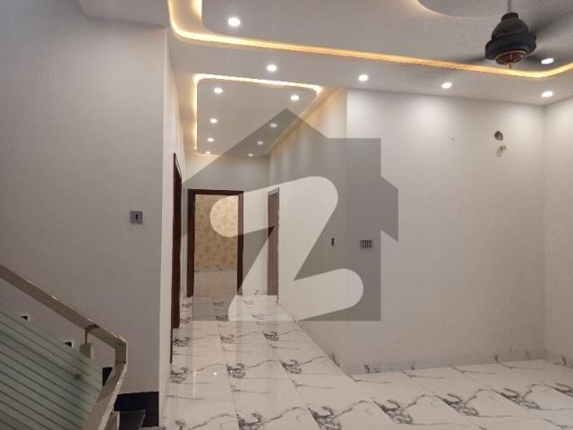 House for sale in Faisalabad, Islamabad Capital Territory