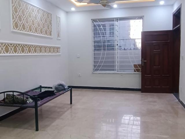 House for sale in Zone 5
