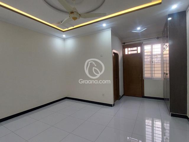House for sale in Zone 5