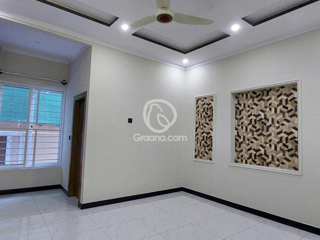 House for sale in Zone 5
