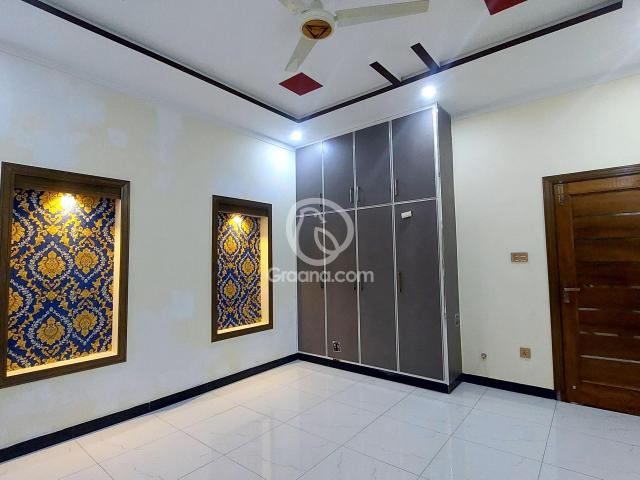 House for sale in Zone 5
