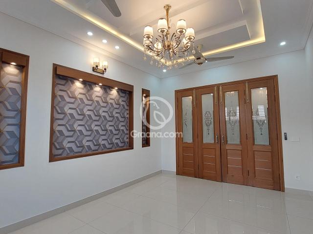 House for sale in Zone 5