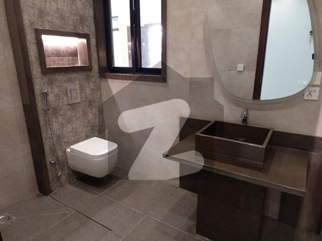 House for sale in Faisalabad, Islamabad Capital Territory
