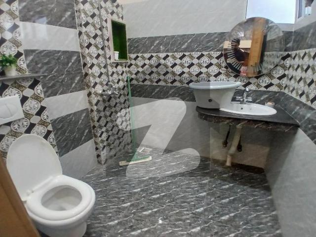 House for sale in Faisalabad, Islamabad Capital Territory