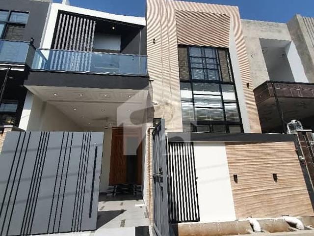 House for sale in Gujrat, Islamabad Capital Territory