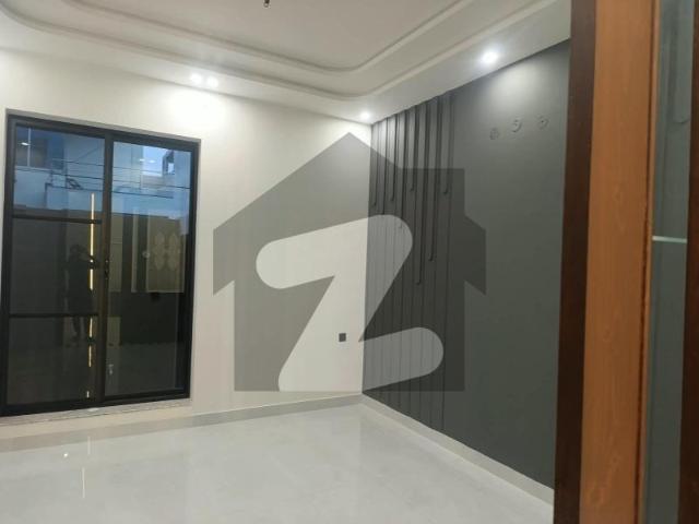 House for sale in تحصیل فیصل آباد شہر, فیصل آباد ڈویژن