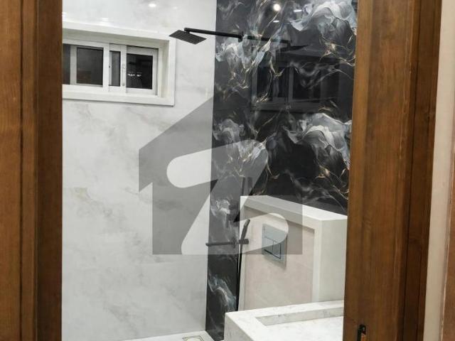 House for sale in تحصیل فیصل آباد شہر, فیصل آباد ڈویژن