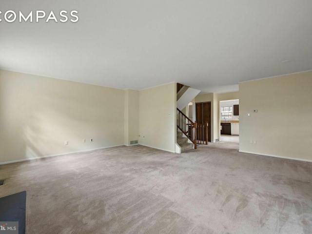 Townhouse for sale in Newark